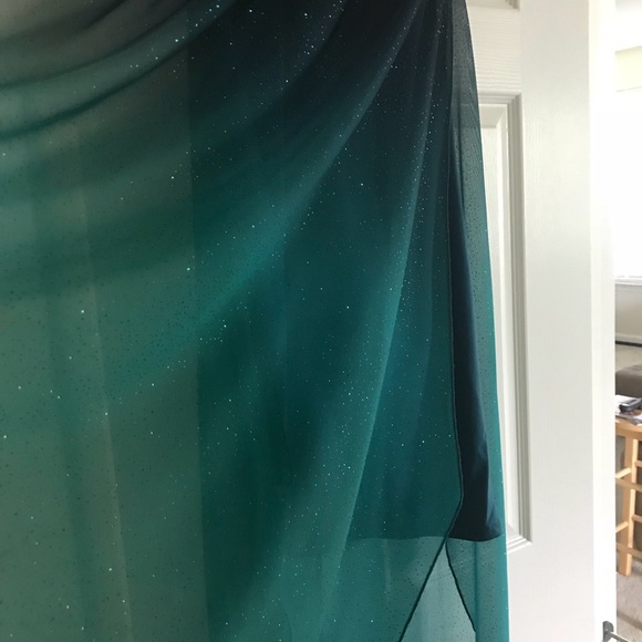 Holiday Cocktail Dress - Picture 3 of 3